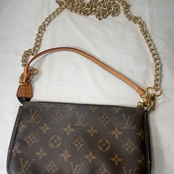 Louis Vuitton Pochette Classic Monogram Shoulder Bag crossbody - Picture 16 of 16